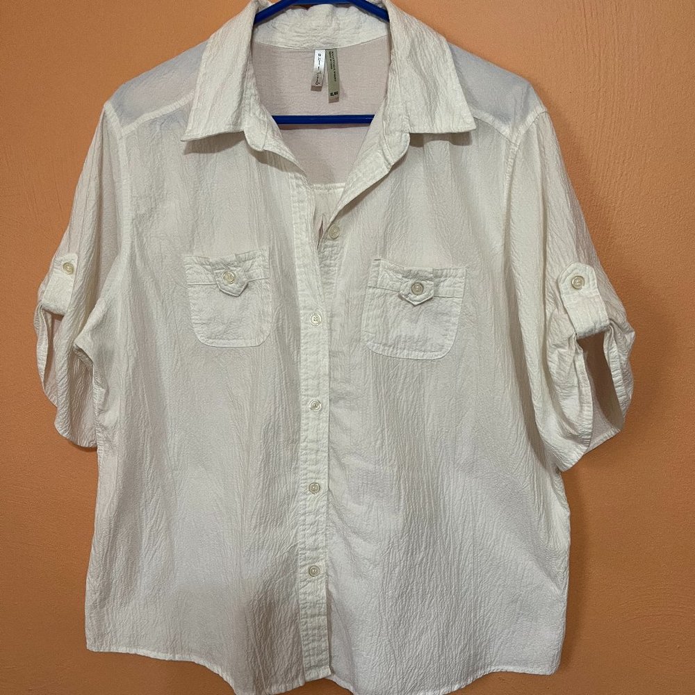 White Stag  Womans Half-Sleeved Semi Sheer Blouse. Warm White. XL.